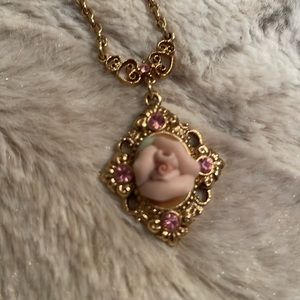 Vintage 1928 collection necklace